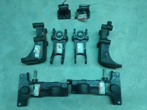 Bộ giá đỡ chân Ca bin